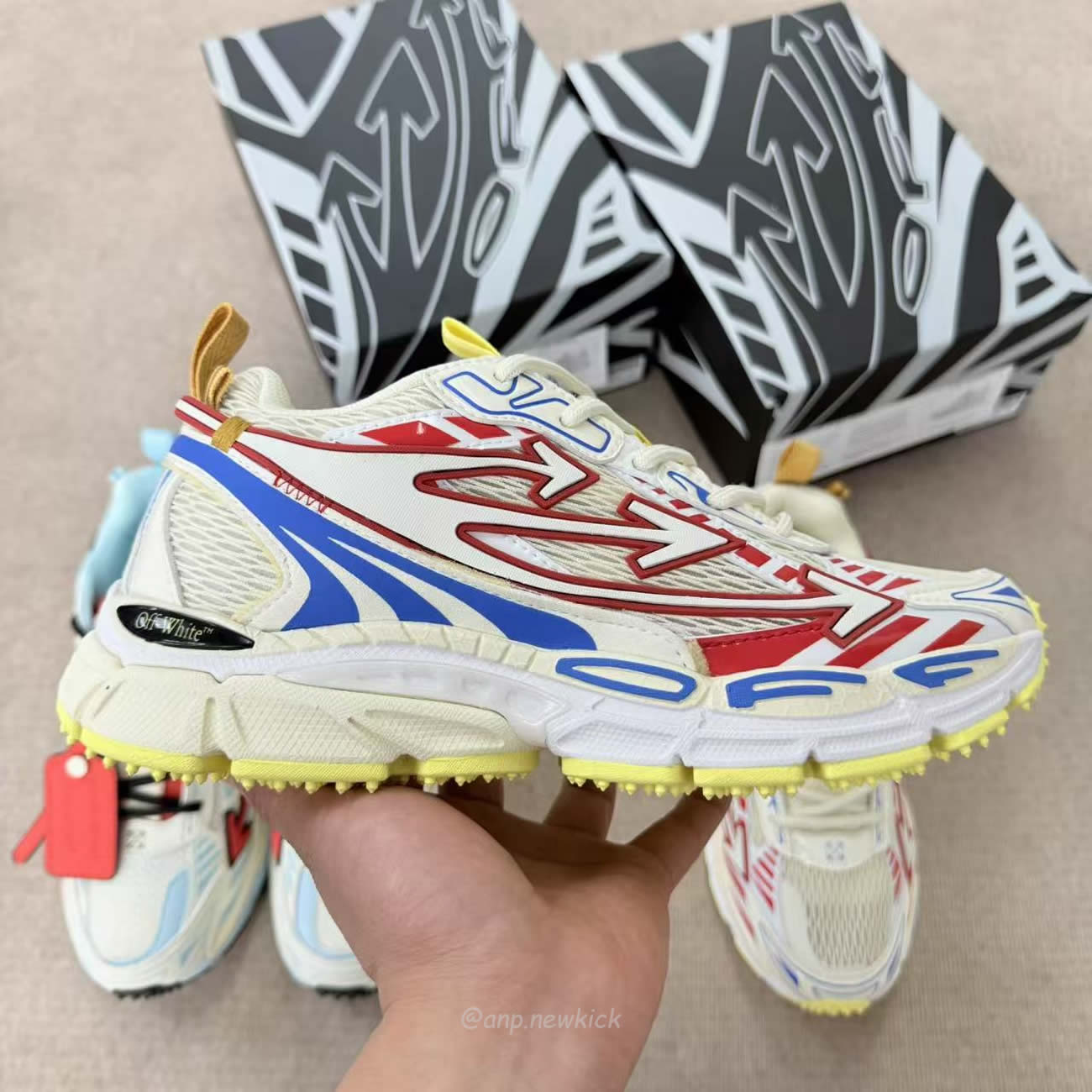 Off White Be Right Back Arrow Lace Up Sneakers (2) - www.newkick.vip